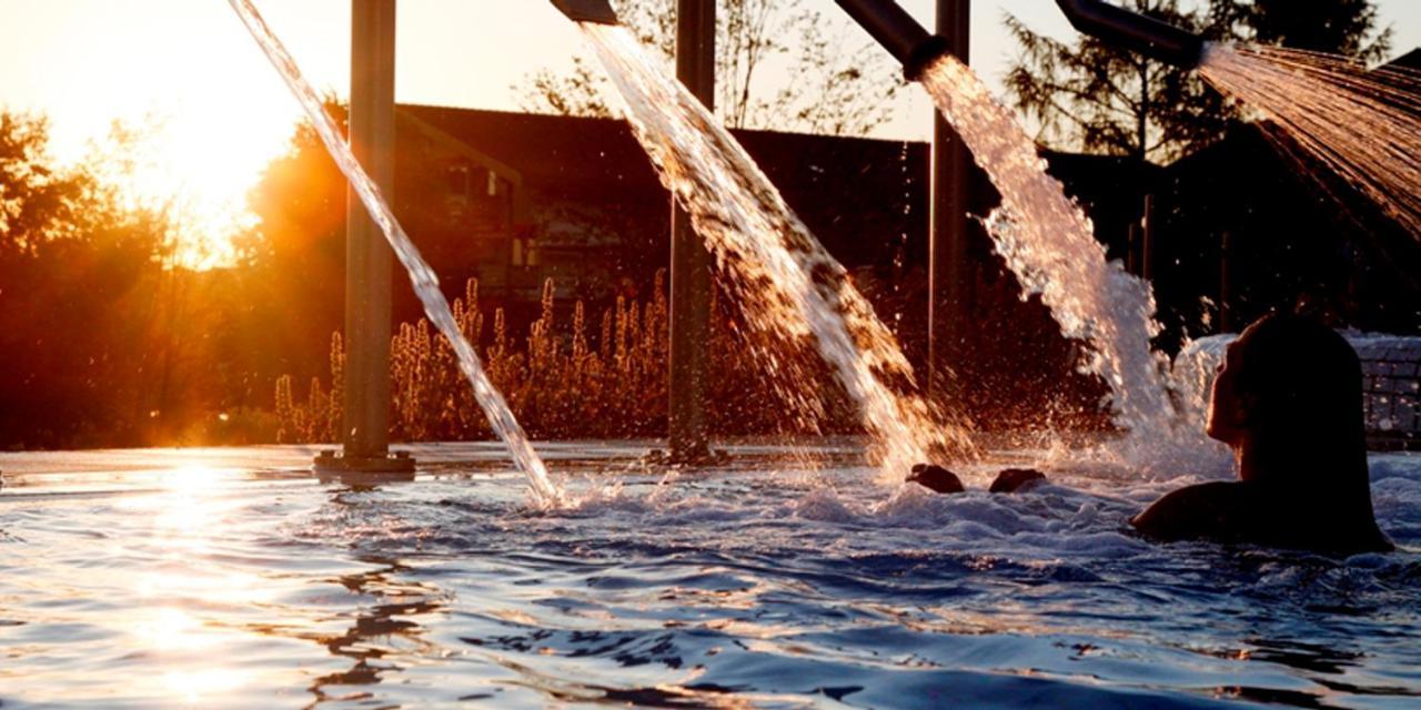 Stroebinger Hof - Therme Wellness Resort Bad Endorf Exterior foto
