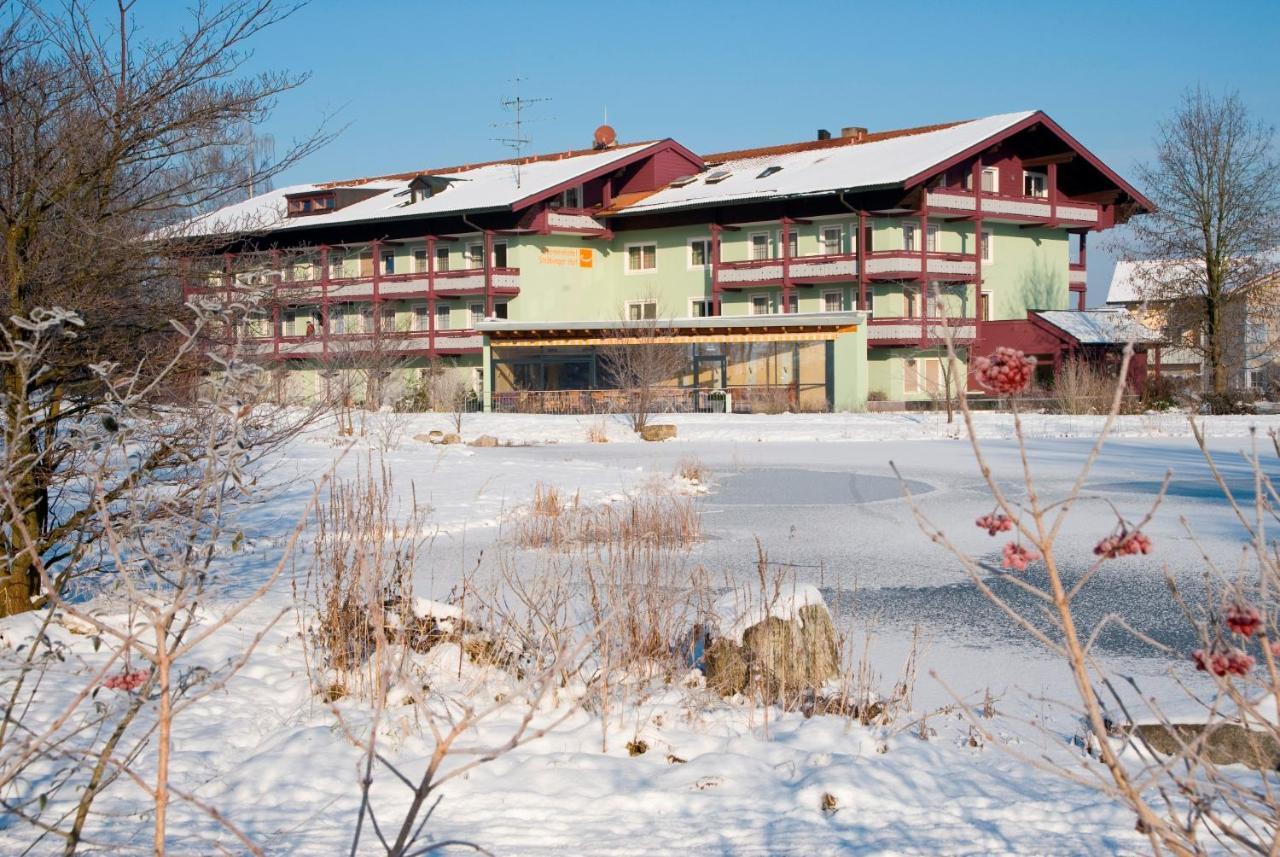 Stroebinger Hof - Therme Wellness Resort Bad Endorf Exterior foto